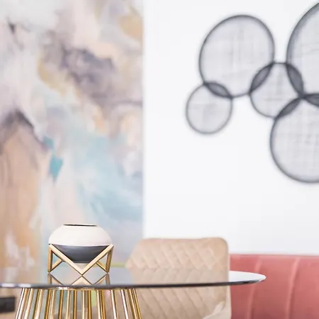 Boutique Apartments- La Gloria 1908 Apartment Almeria