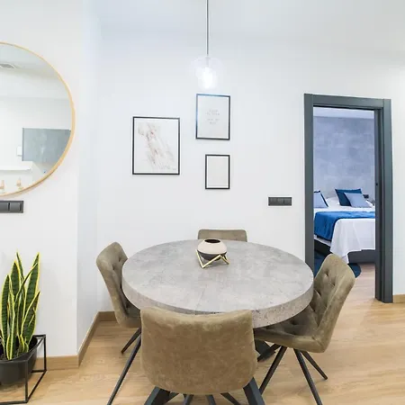 Boutique Apartments- La Gloria 1908 * Almeria