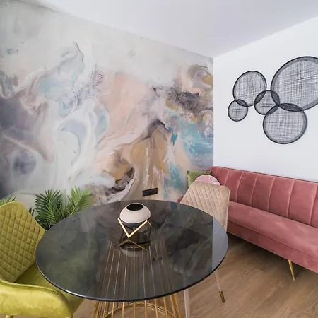 Boutique Apartments- La Gloria 1908