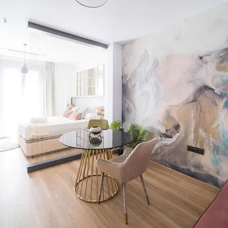 Апартаменты Boutique La Gloria 1908 By Expoholidays